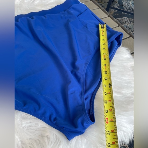 Torrid Ultra High-Rise Swim Bottom With Pockets - 6X - Picture 6 of 11